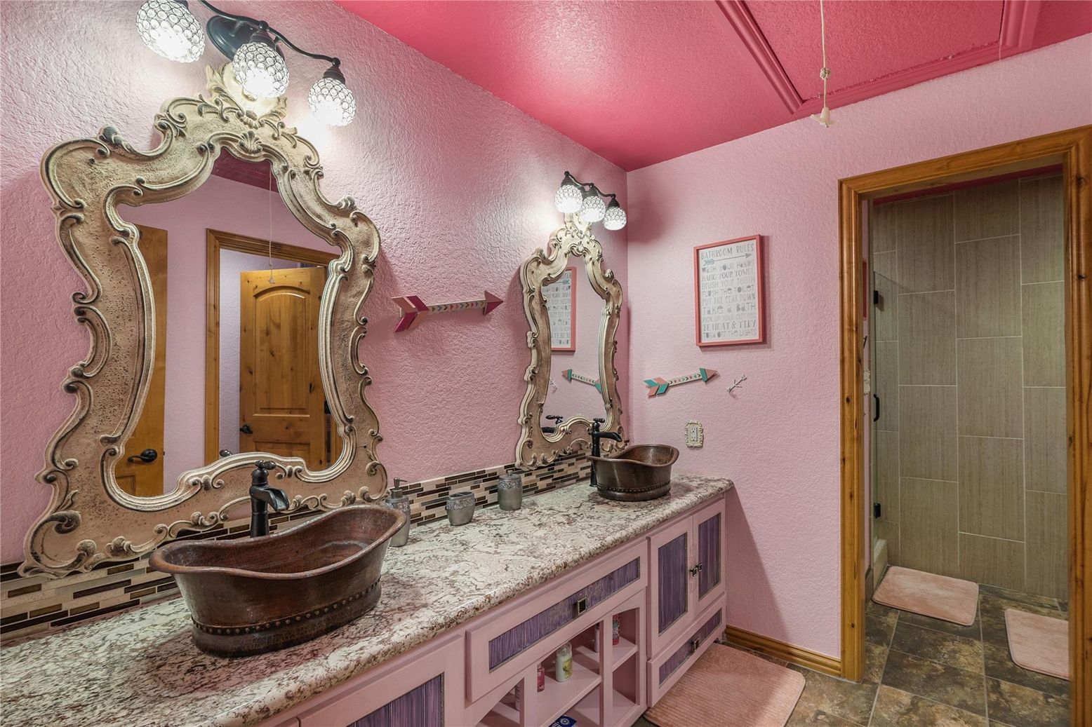 Bathroom, Dual Sink Vanities, Interior