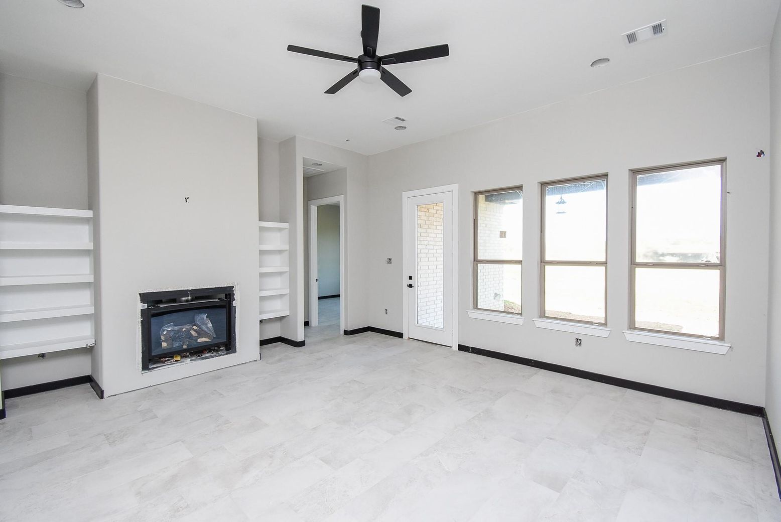 Empty room, Fireplace, Interior, Marble