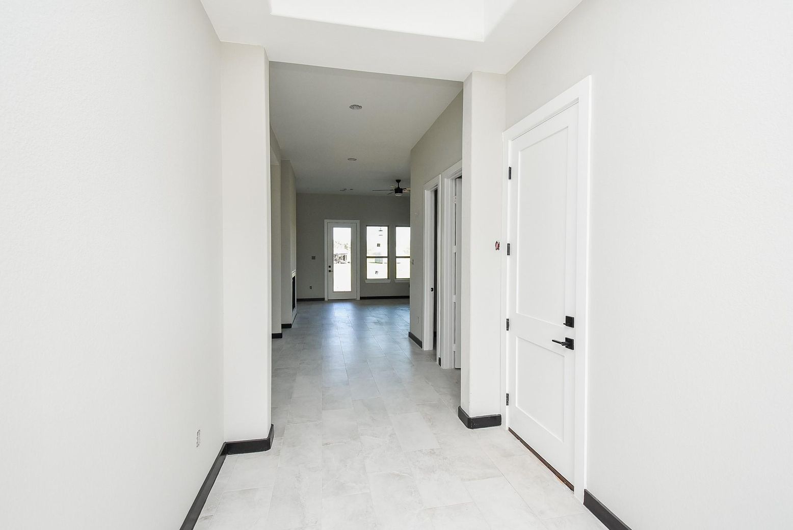 Interior, Marble, Recessed Lighting