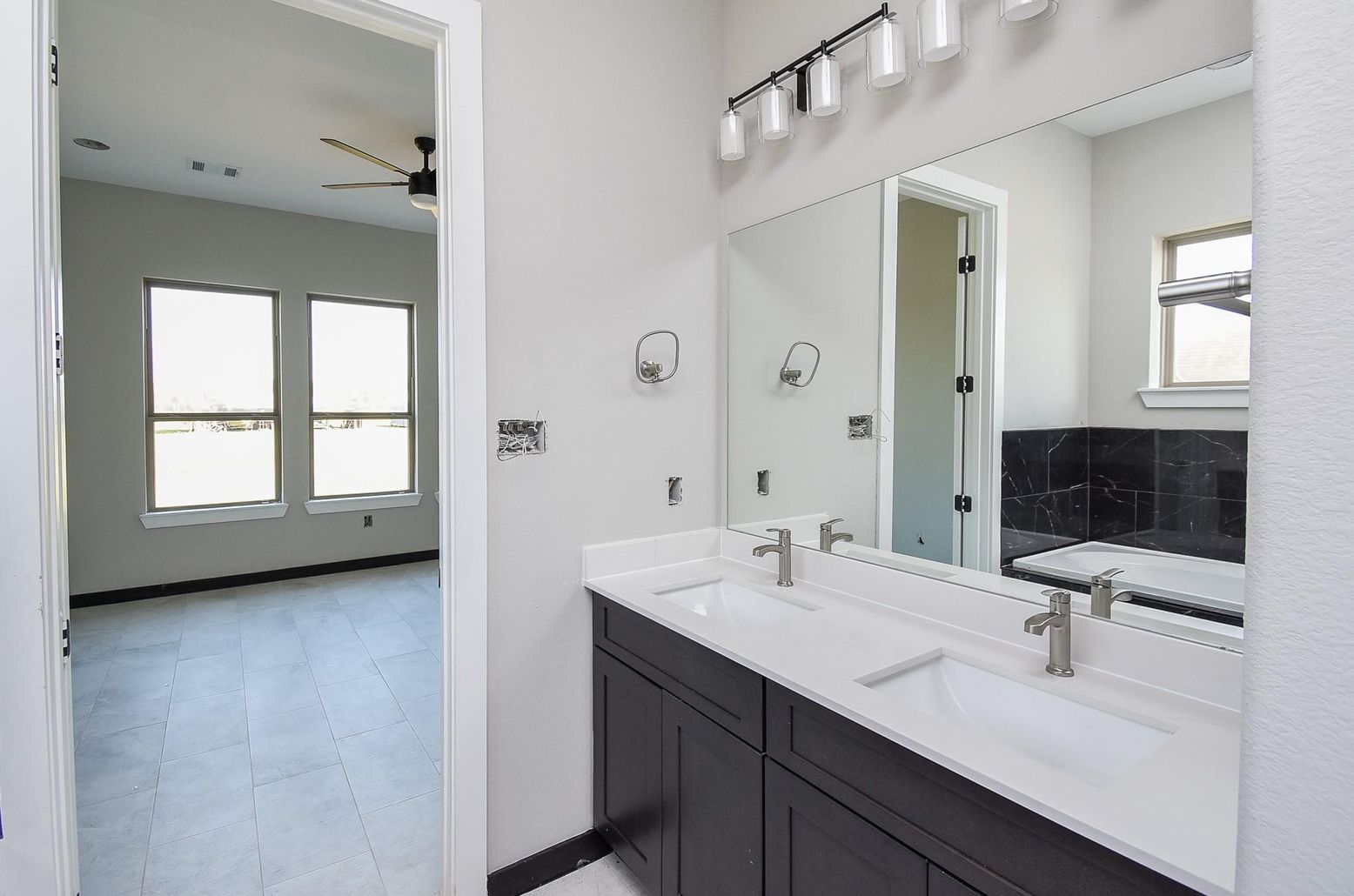 Bathroom, Dual Sink Vanities, Interior