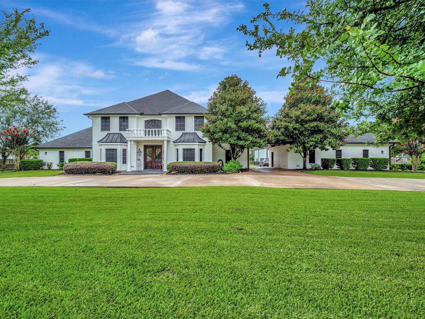 Backyard, Exterior, Facade, French Provincial