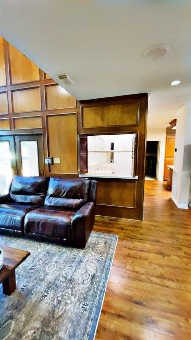 Interior, Living room, Recessed Lighting, Wood Texture Flooring, Wooden Walls