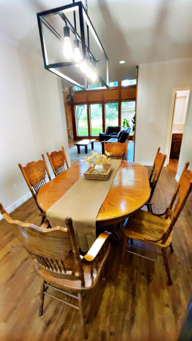 Dining room, Interior, Pendant Lights, Recessed Lighting, Wood Texture Flooring