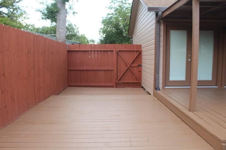 Exterior, Wood Texture Flooring