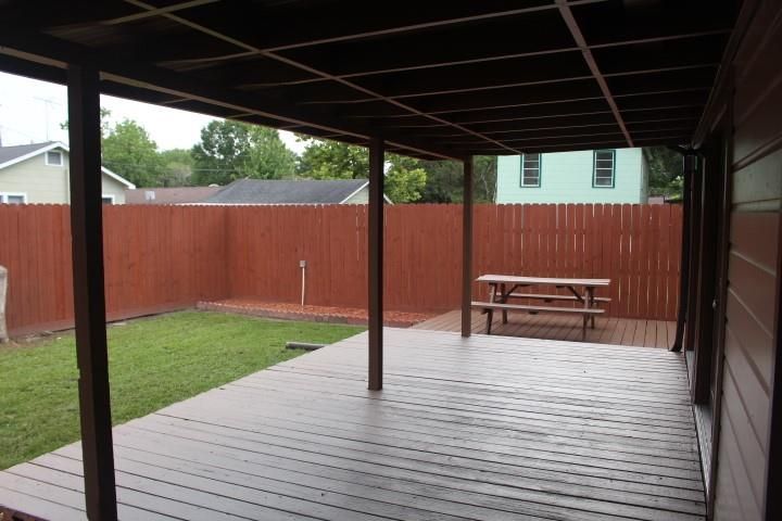 Backyard, Exterior