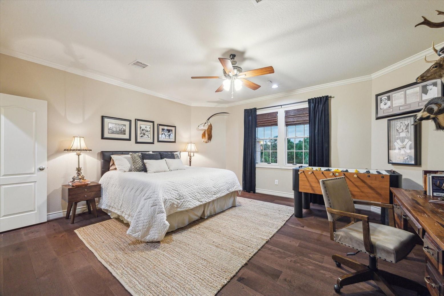 Bedroom, Home Office, Interior, Wood Texture Flooring