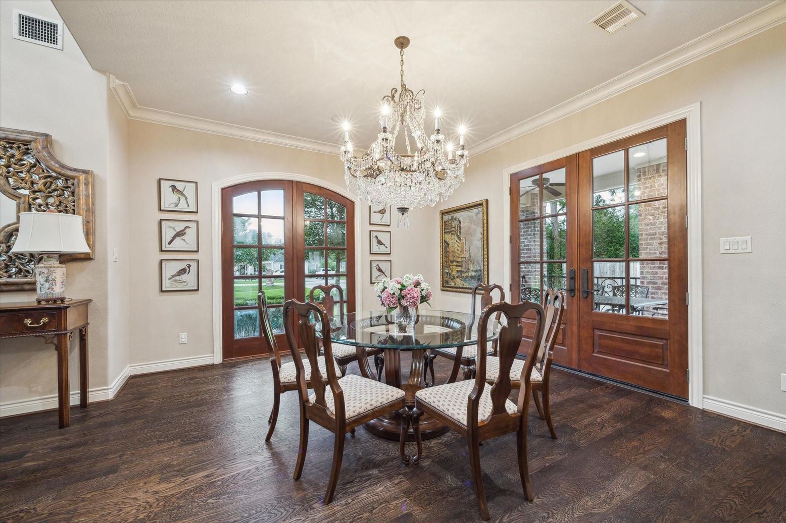 Chandelier, Dining room, Interior, Recessed Lighting, Wood Texture Flooring
