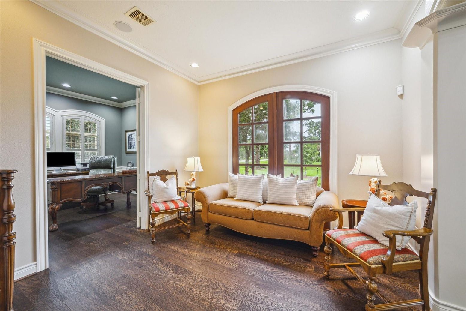 Home Office, Interior, Recessed Lighting, Wood Texture Flooring