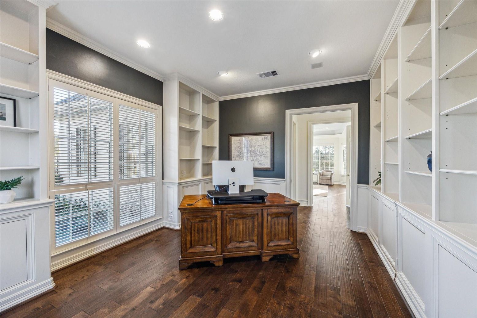 Home Office, Interior, Recessed Lighting, Wood Texture Flooring