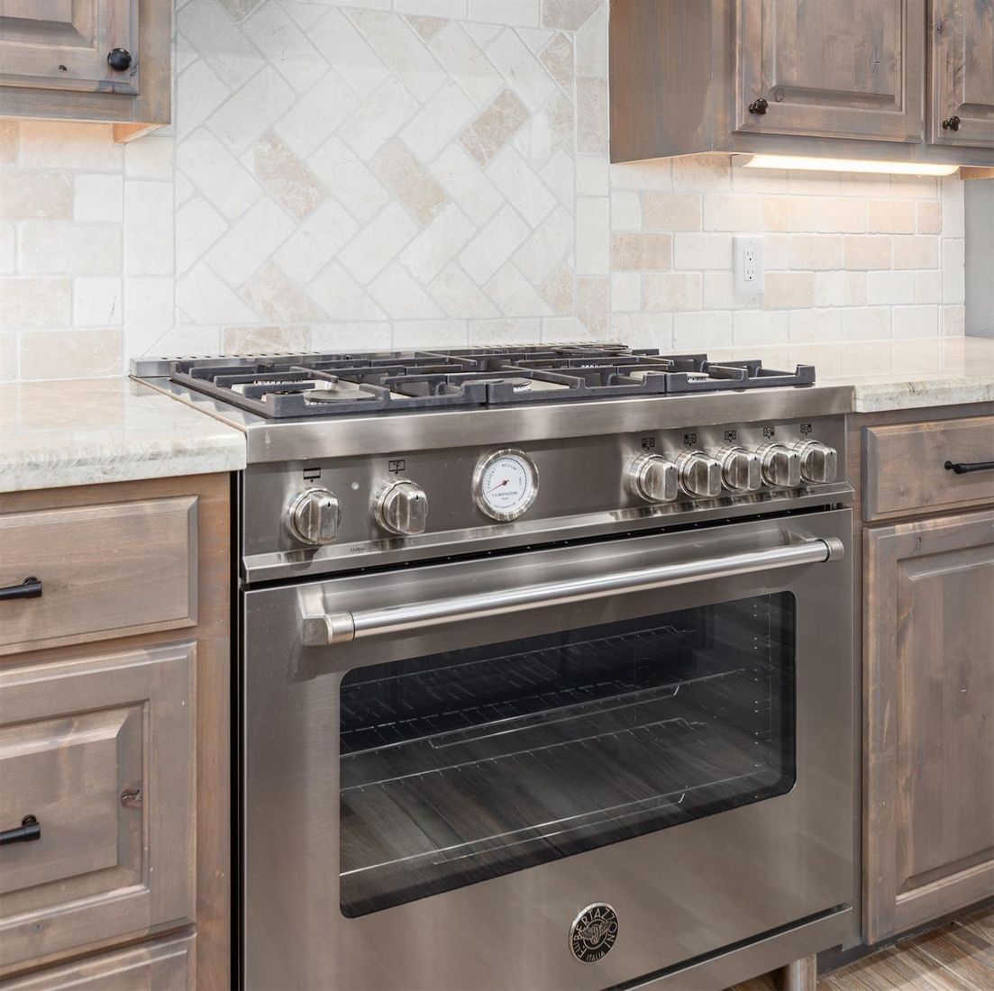 Interior, Kitchen, Stainless Steel Appliances