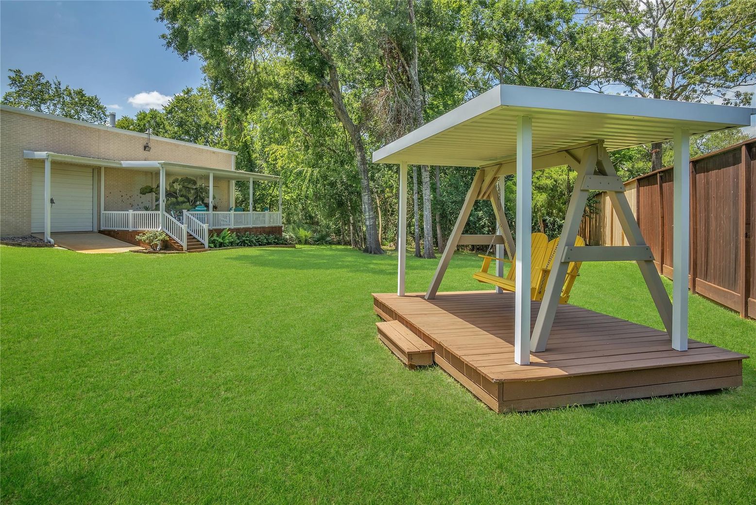 Backyard, Exterior, Playground