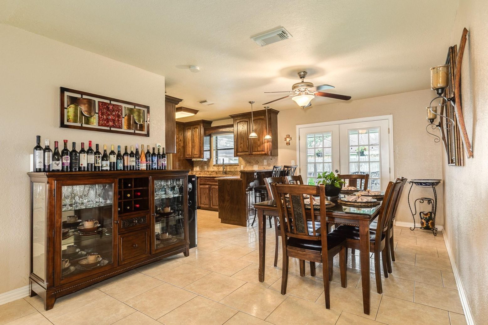 Dining room, Interior, Kitchen, Pendant Lights