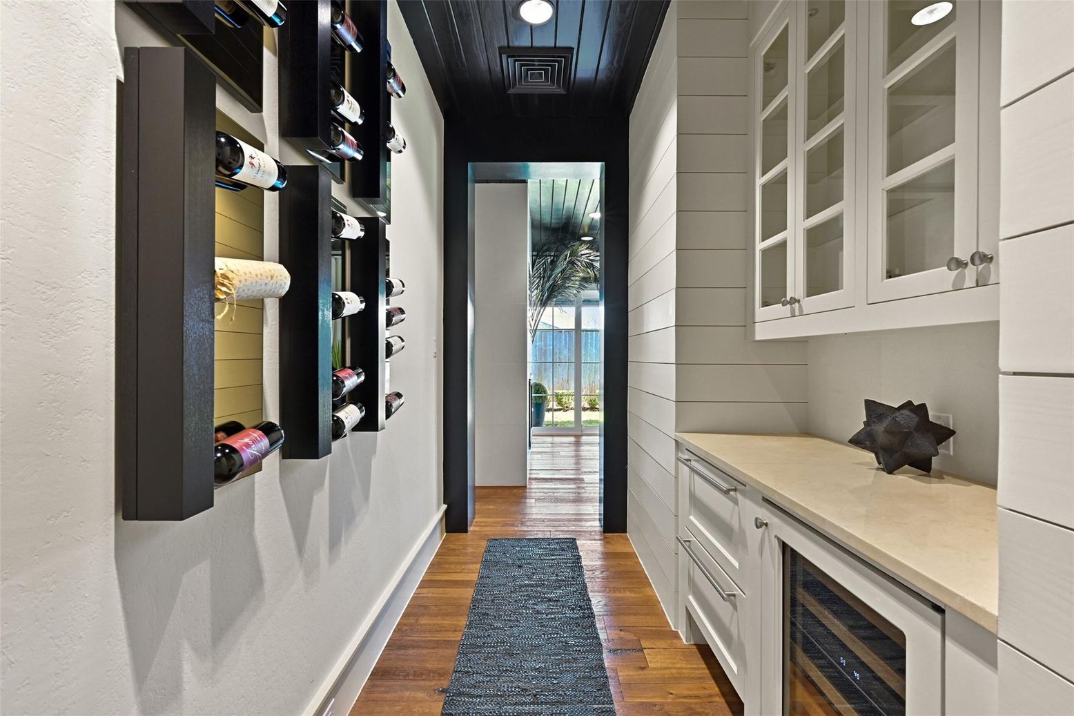 Interior, Recessed Lighting, Wood Texture Flooring