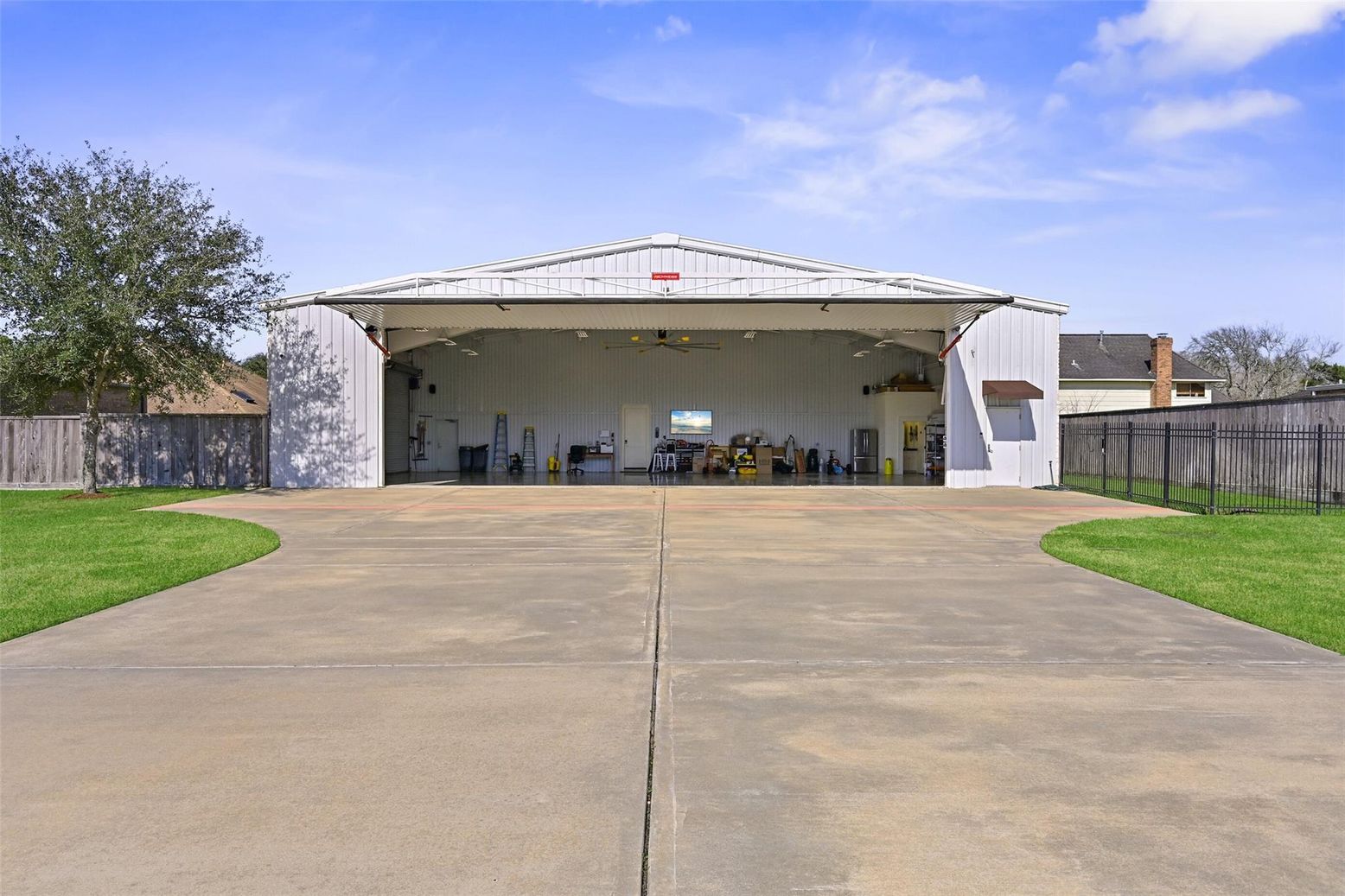 Backyard, Detached Garage, Exterior