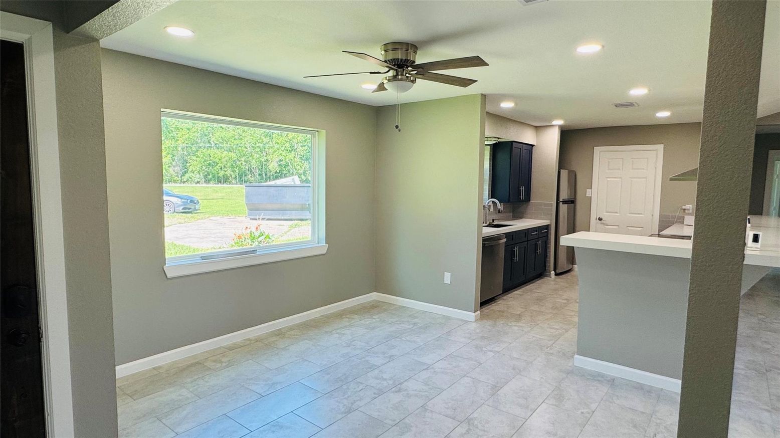 Bathroom, Empty room, Interior, Recessed Lighting