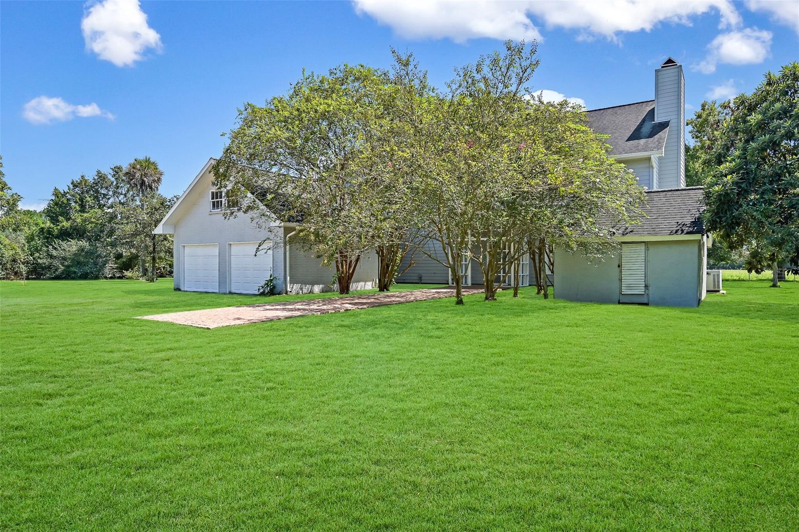 Backyard, Detached Garage, Exterior
