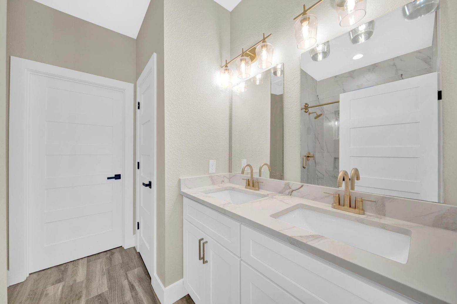 Bathroom, Dual Sink Vanities, Interior, Wood Texture Flooring
