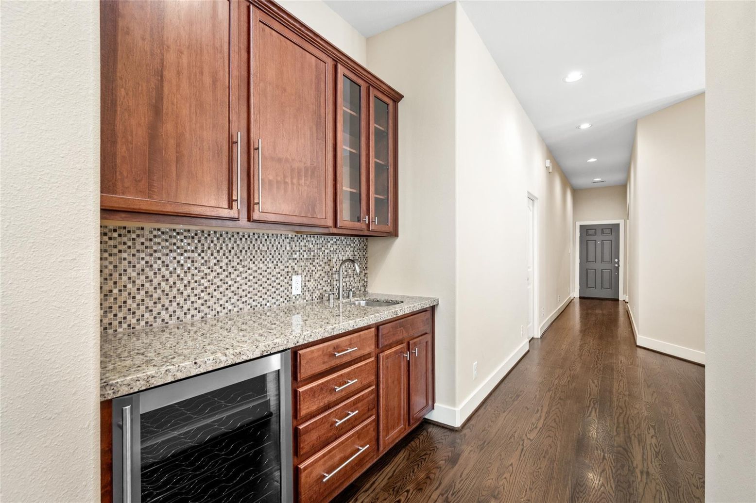 Interior, Recessed Lighting, Wood Texture Flooring