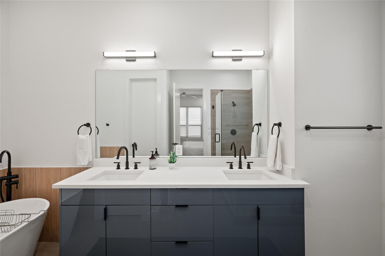 Bathroom, Dual Sink Vanities, Free Standing Baths, Interior