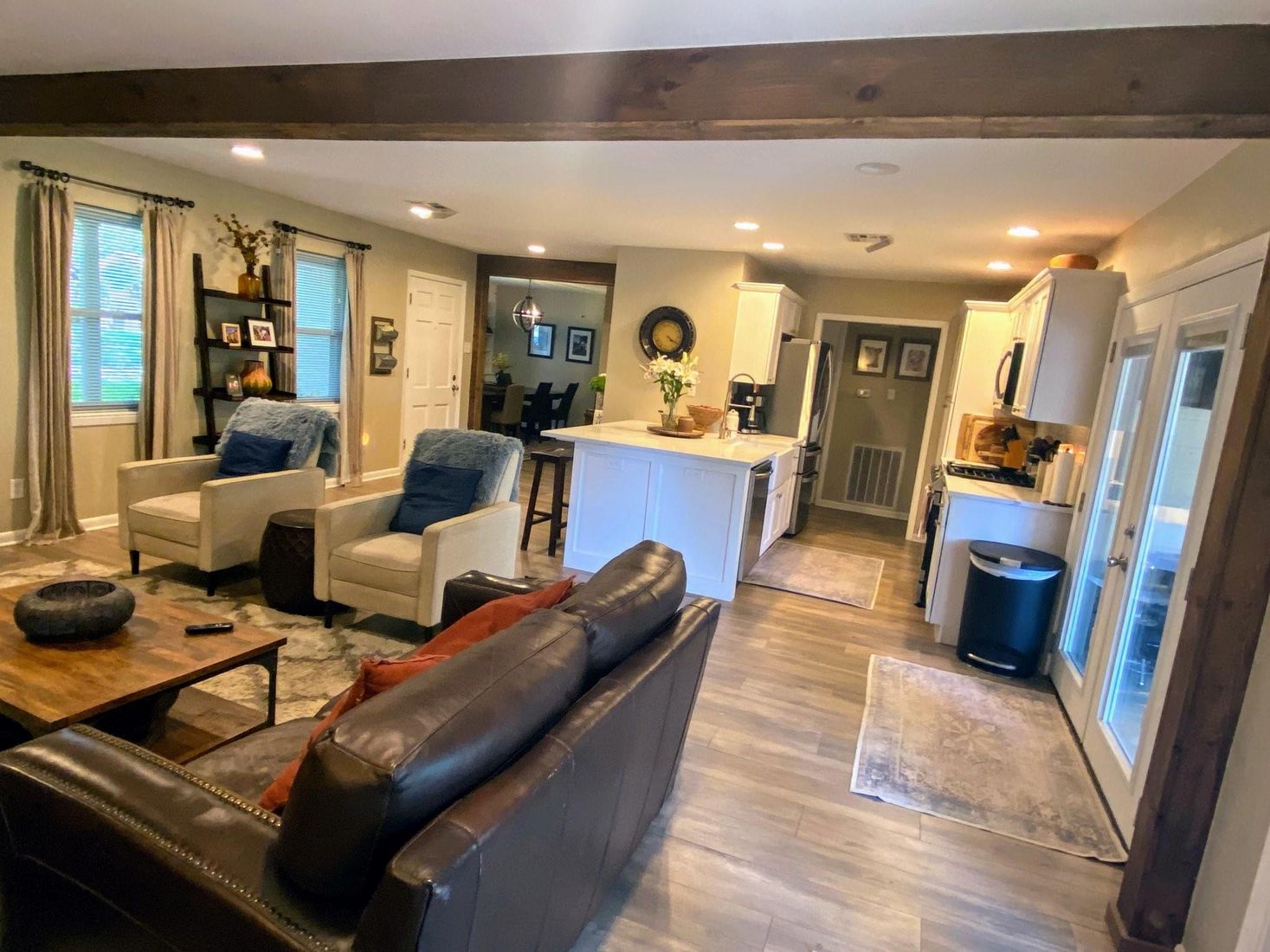 Interior, Kitchen, Living room, Recessed Lighting, Wooden Beams, Wood Texture Flooring