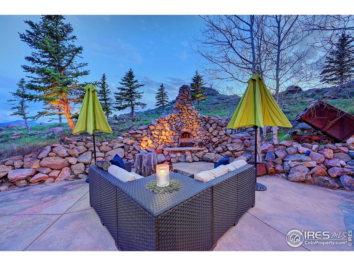 Exterior, Fireplace