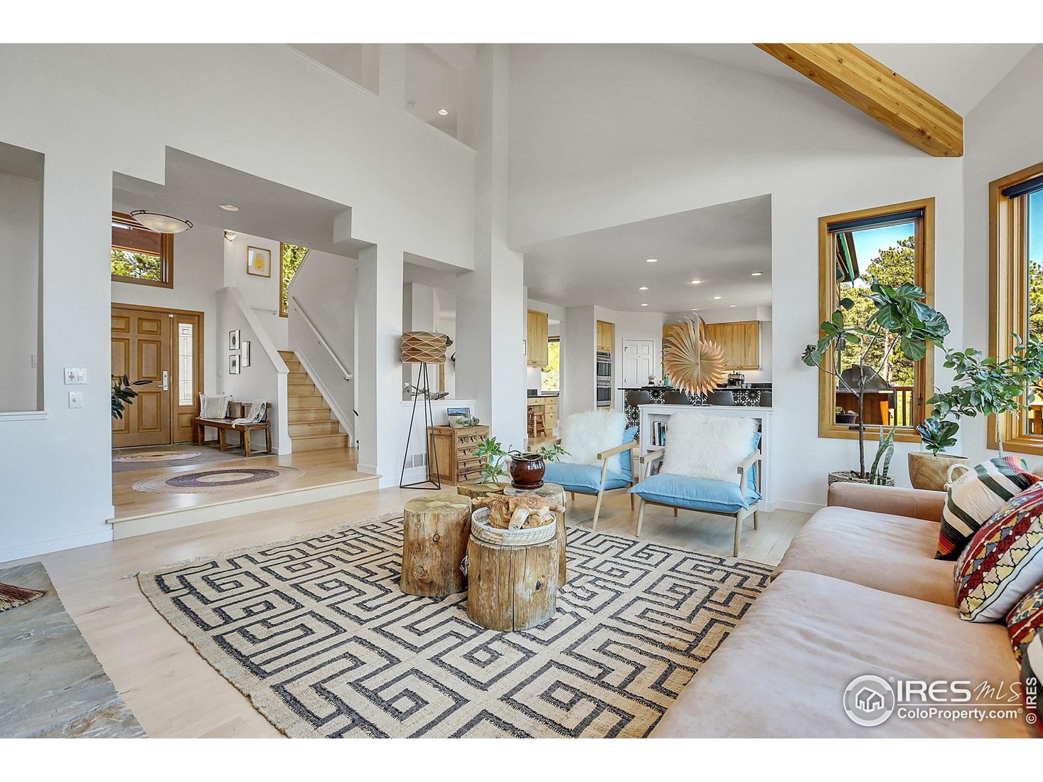 Interior, Kitchen, Living room, Recessed Lighting, Wooden Beams, Wood Texture Flooring