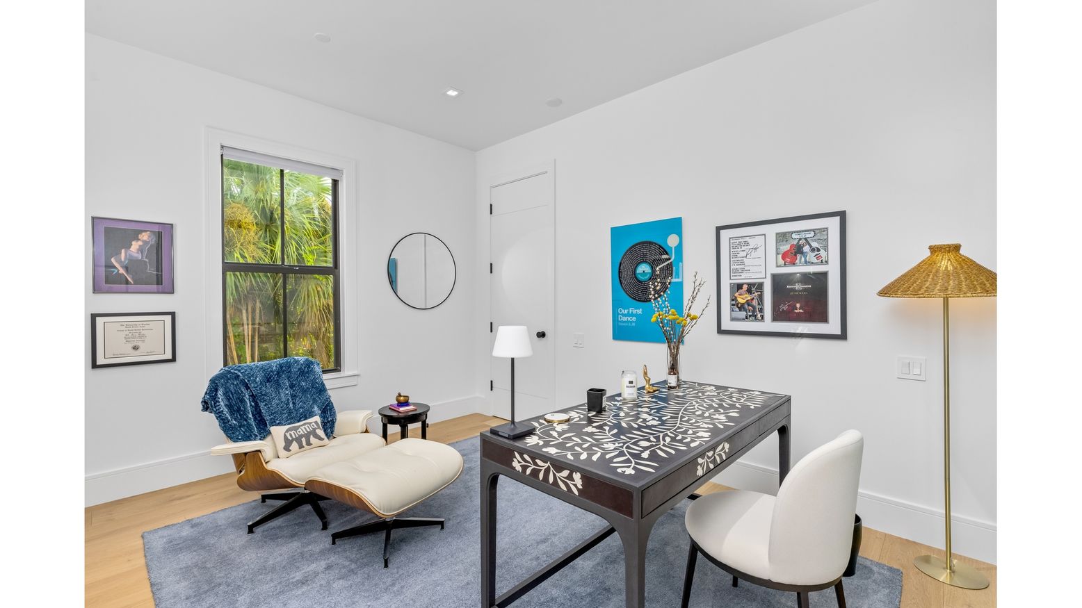 DE Listing image placeholder