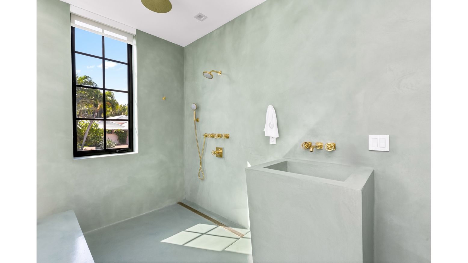 DE Listing image placeholder