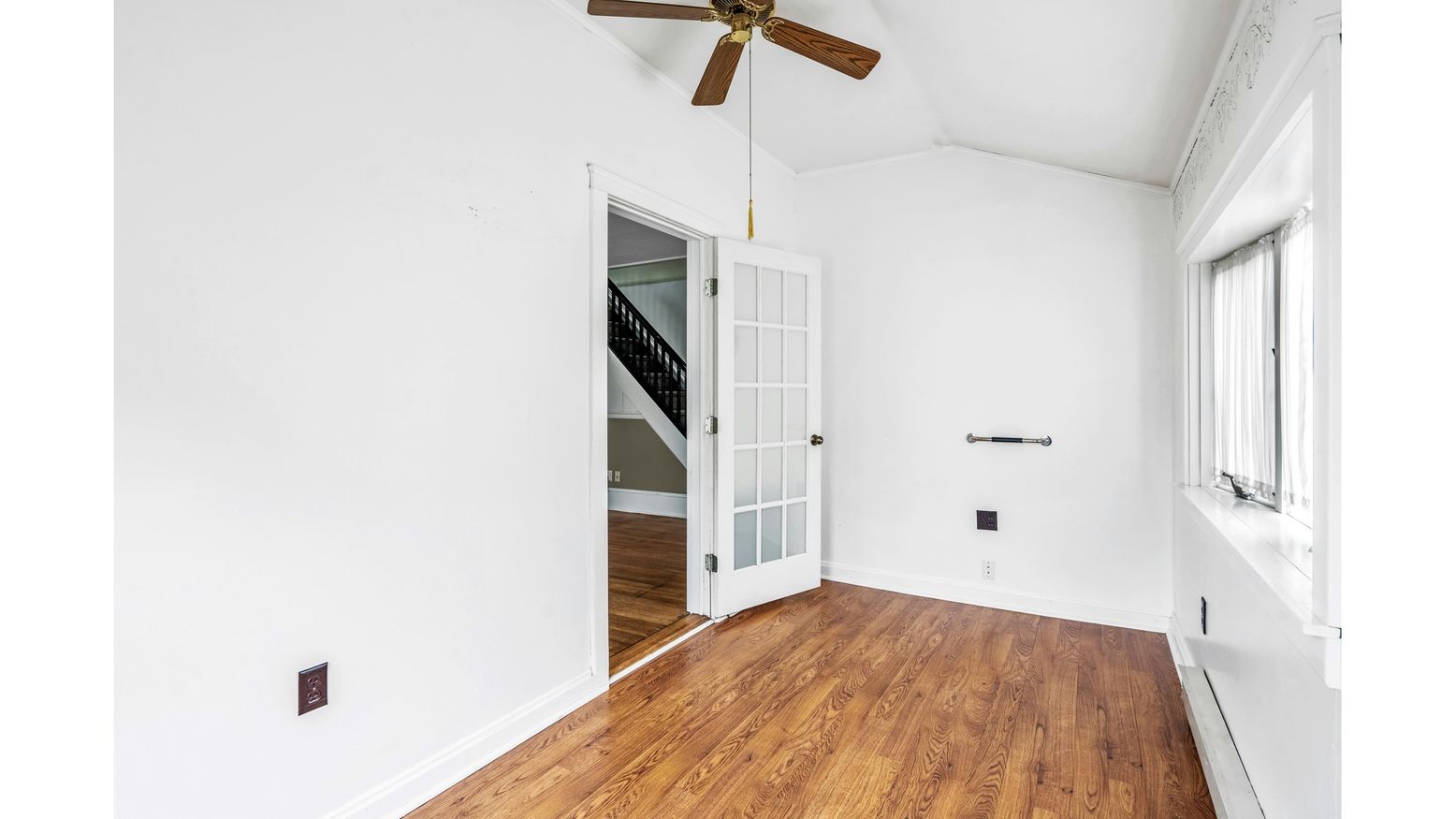 DE Listing image placeholder