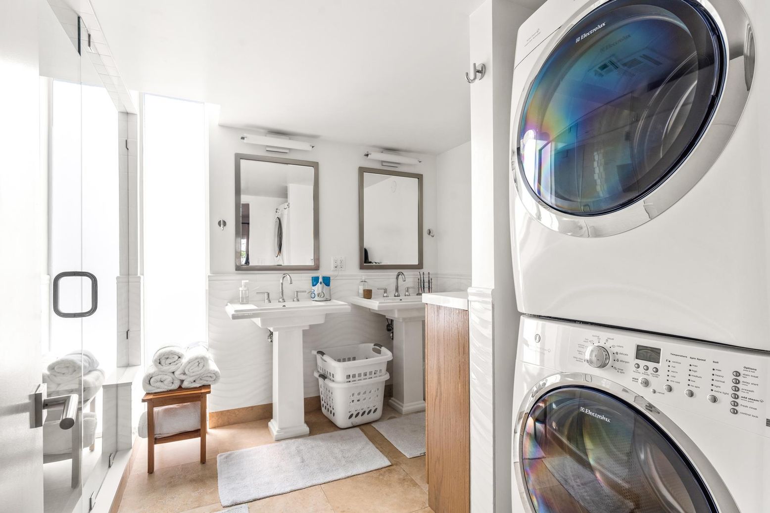 Bathroom, Interior, Utility Closets, Washer