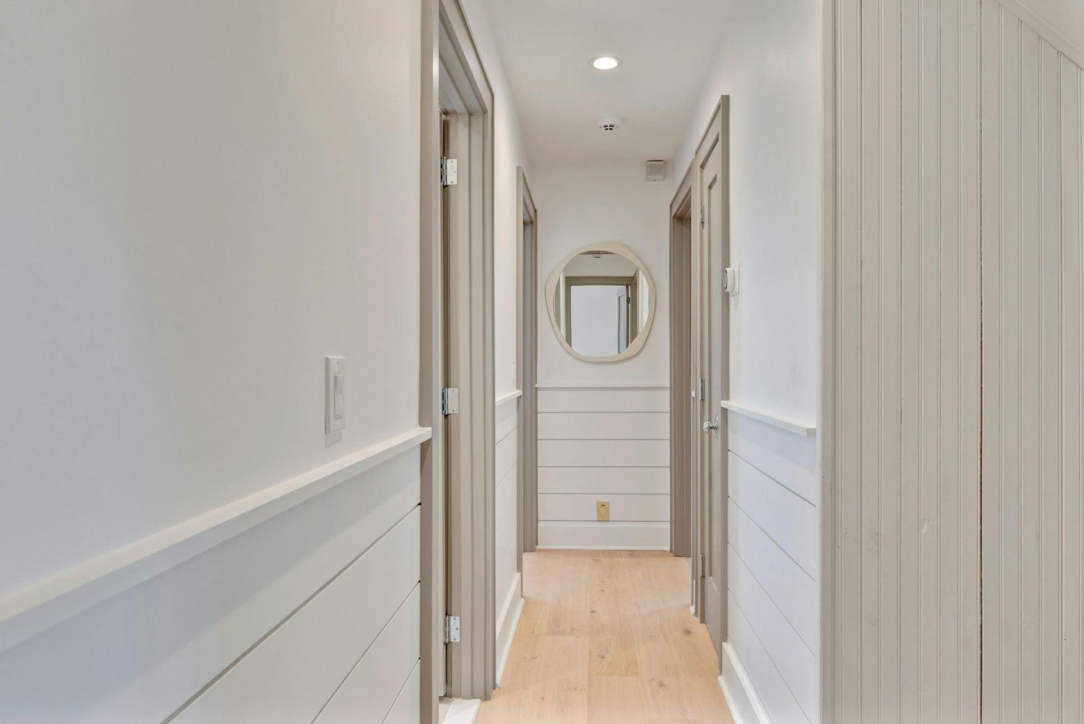 Interior, Recessed Lighting, Wood Texture Flooring