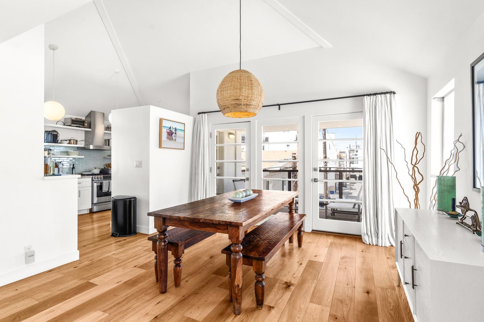 Dining room, Interior, Kitchen, Pendant Lights, Wood Texture Flooring