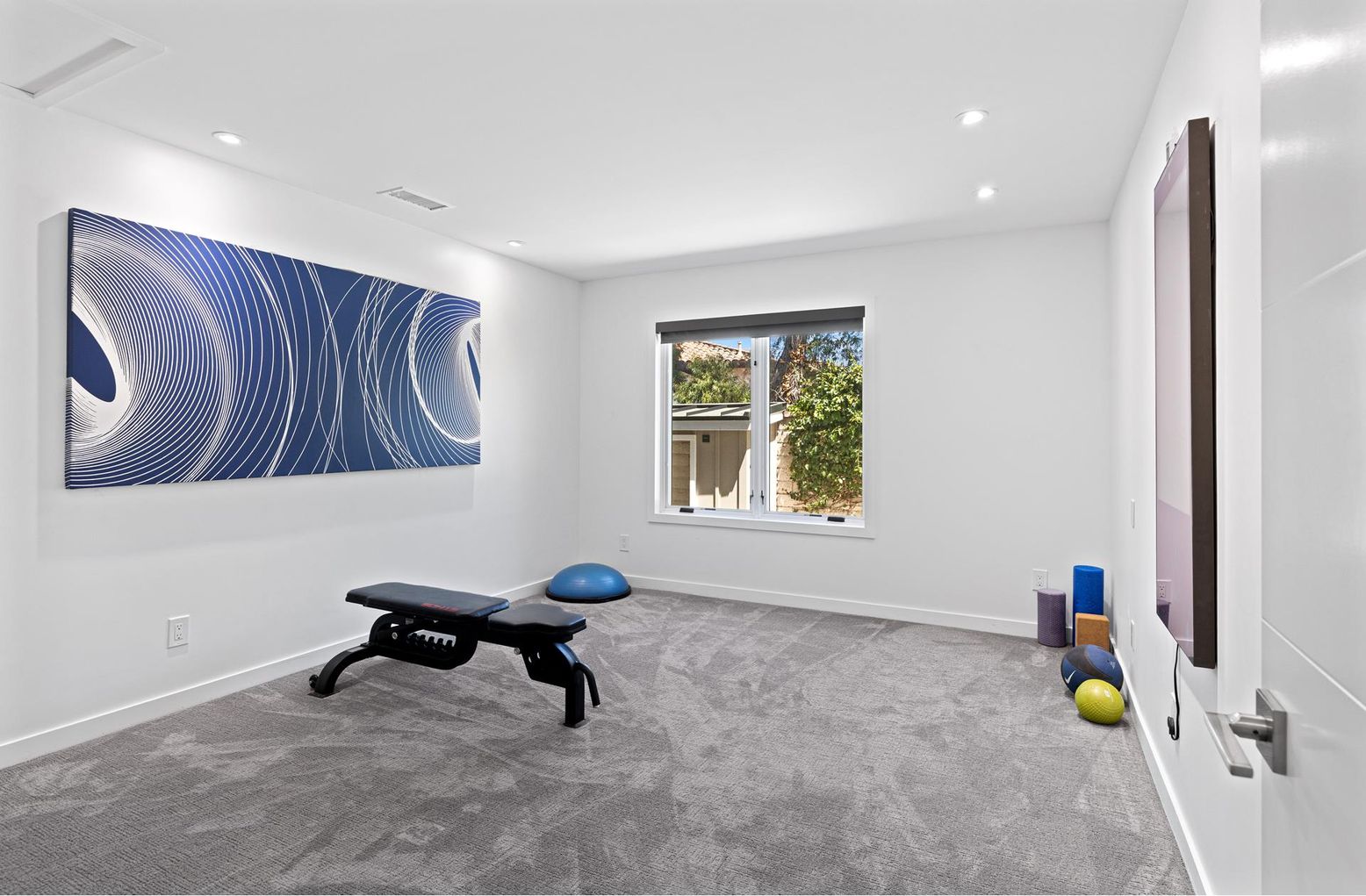 Fitness Equipment, Interior, Recessed Lighting