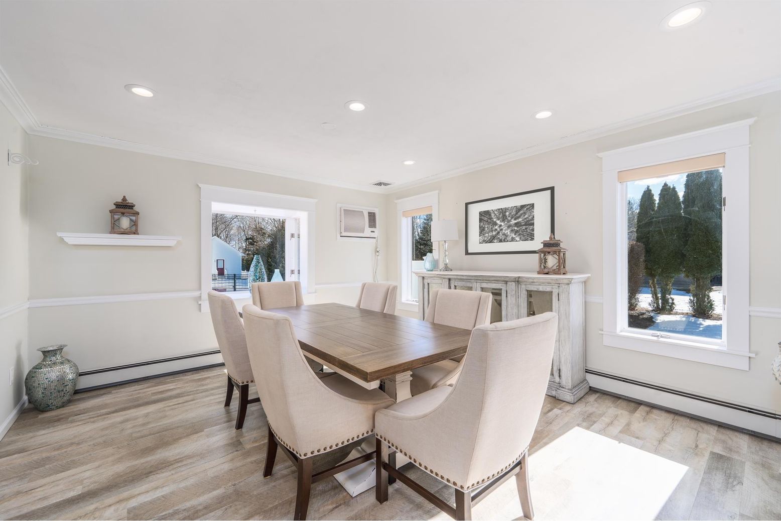 Dining room, Interior, Recessed Lighting, Wood Texture Flooring