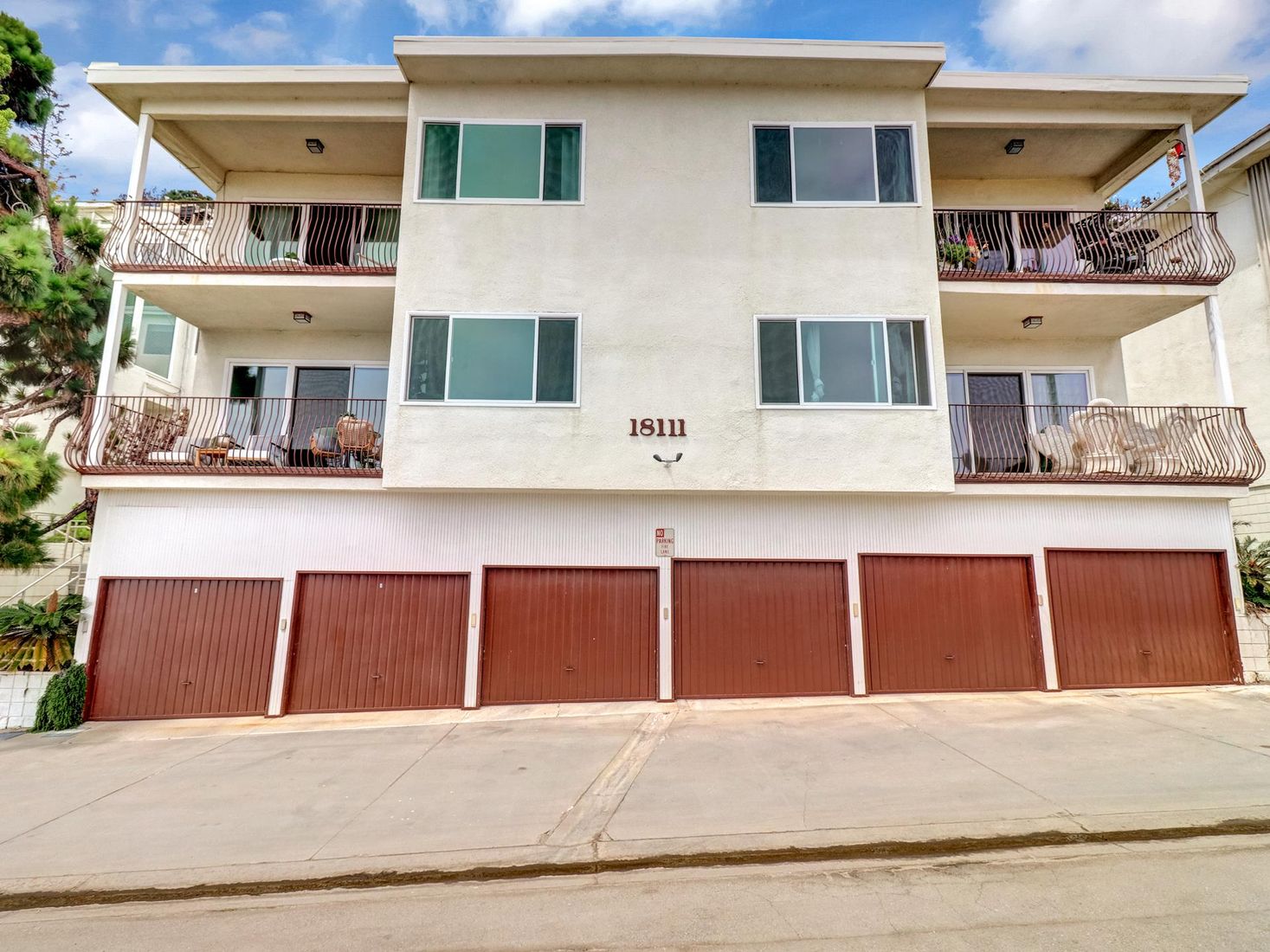 DE Listing image placeholder