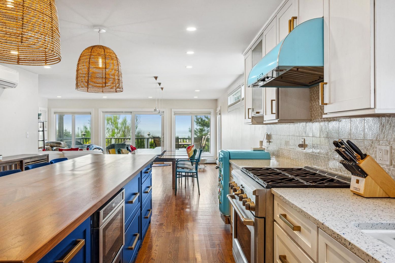 DE Listing image placeholder