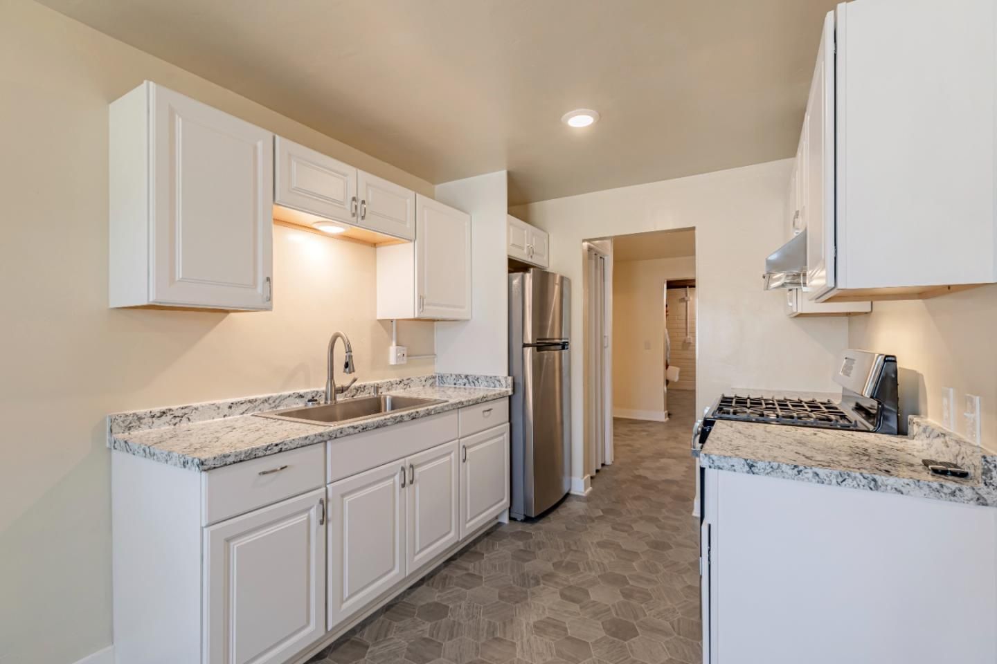 Interior, Kitchen, Recessed Lighting