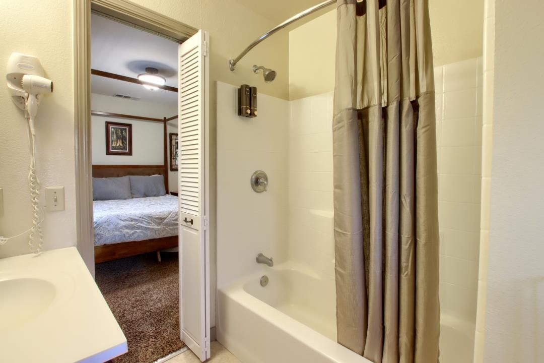 Bathroom, Bedroom, Interior