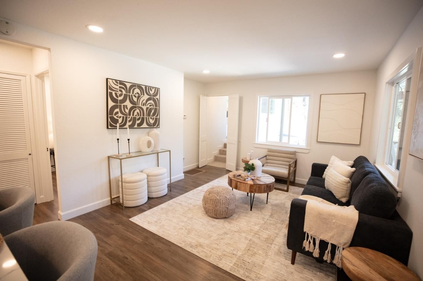 Interior, Living room, Recessed Lighting, Wood Texture Flooring