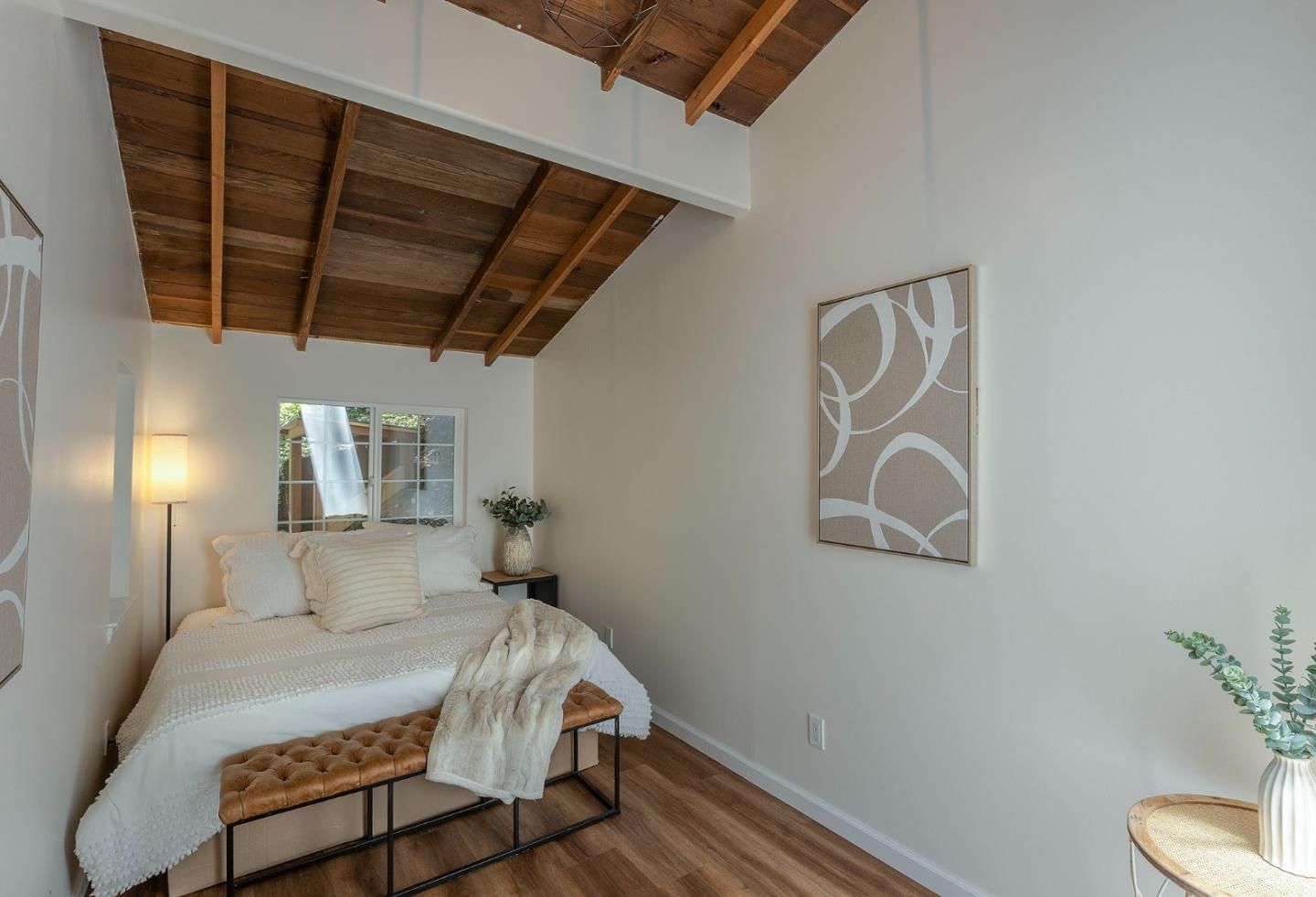 Bedroom, Interior, Wooden Beams, Wooden Ceilings, Wood Texture Flooring