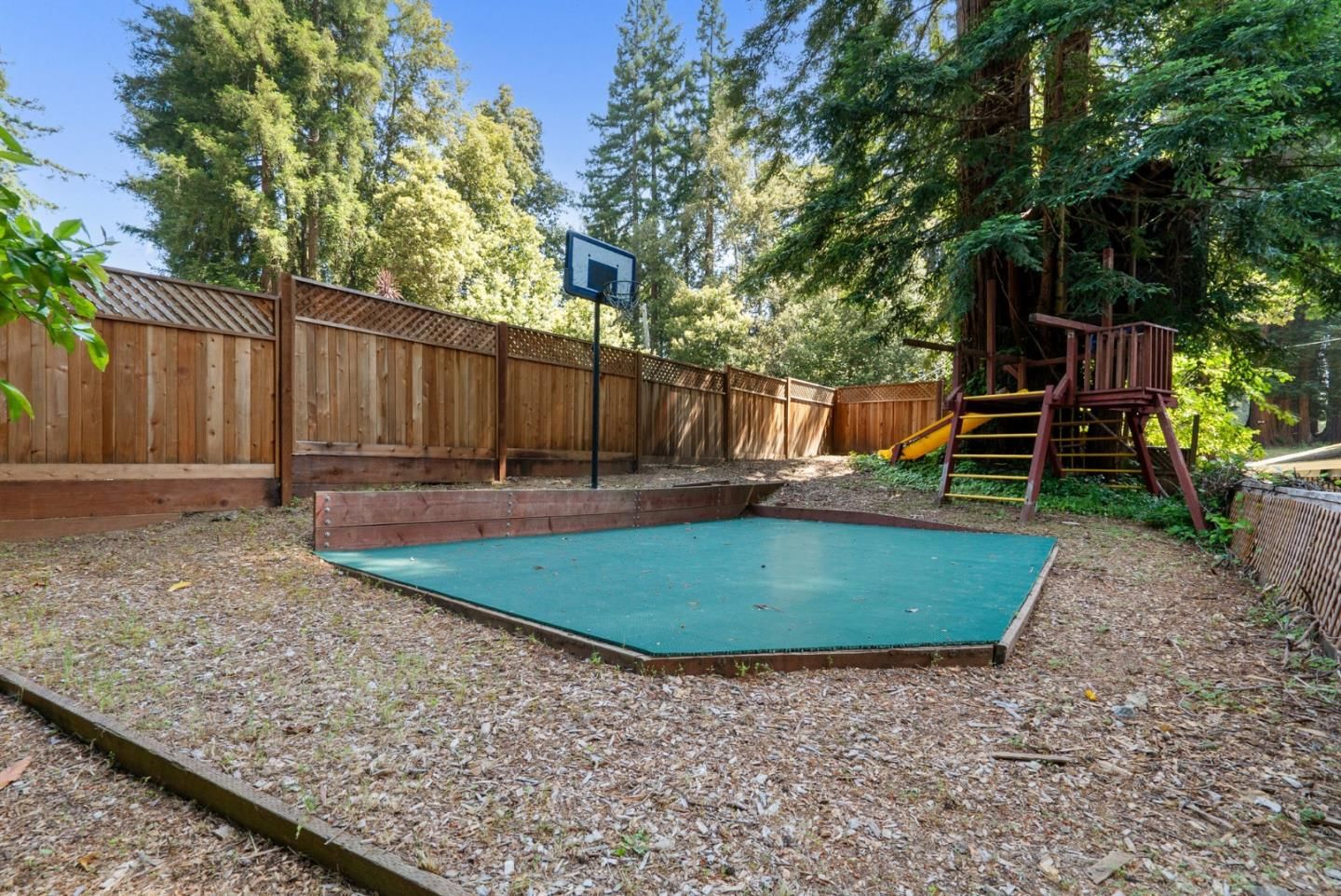 Backyard, Exterior, Playground