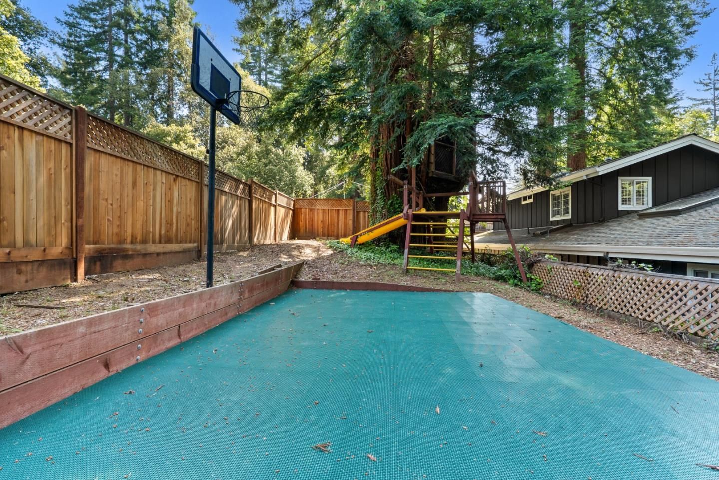 Backyard, Exterior, Playground