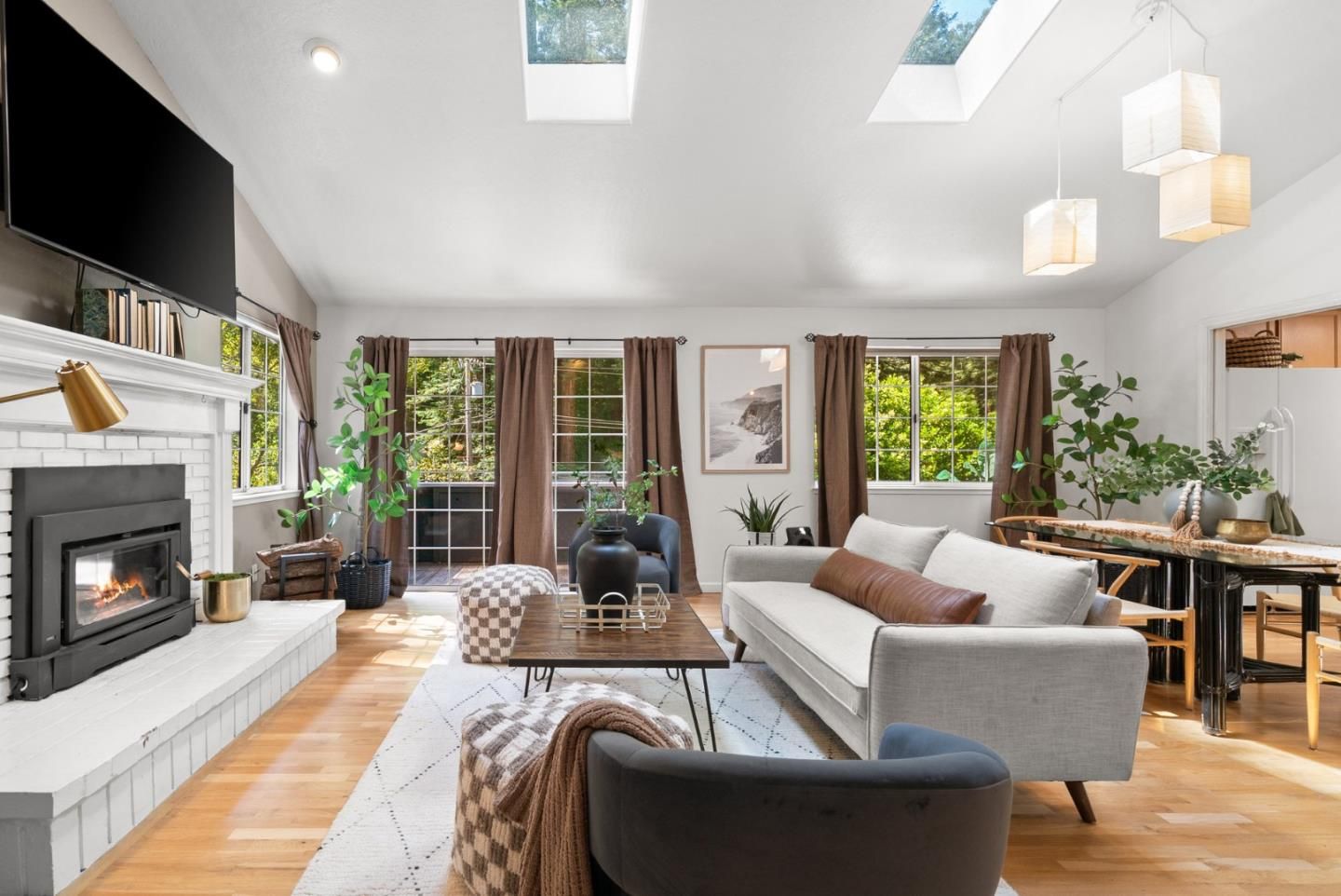 Dining room, Fireplace, Interior, Living room, Pendant Lights, Recessed Lighting, Wood Texture Flooring