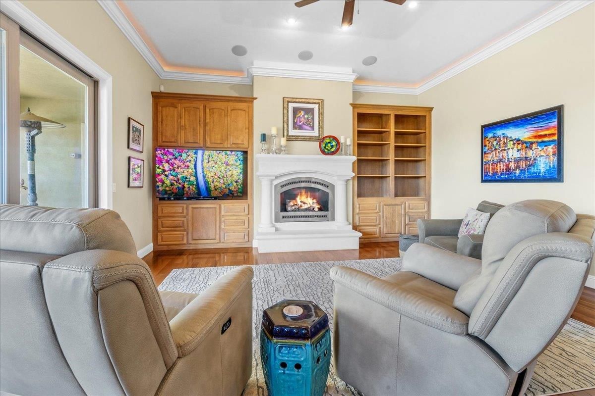 Fireplace, Interior, Living room, Recessed Lighting, Wood Texture Flooring