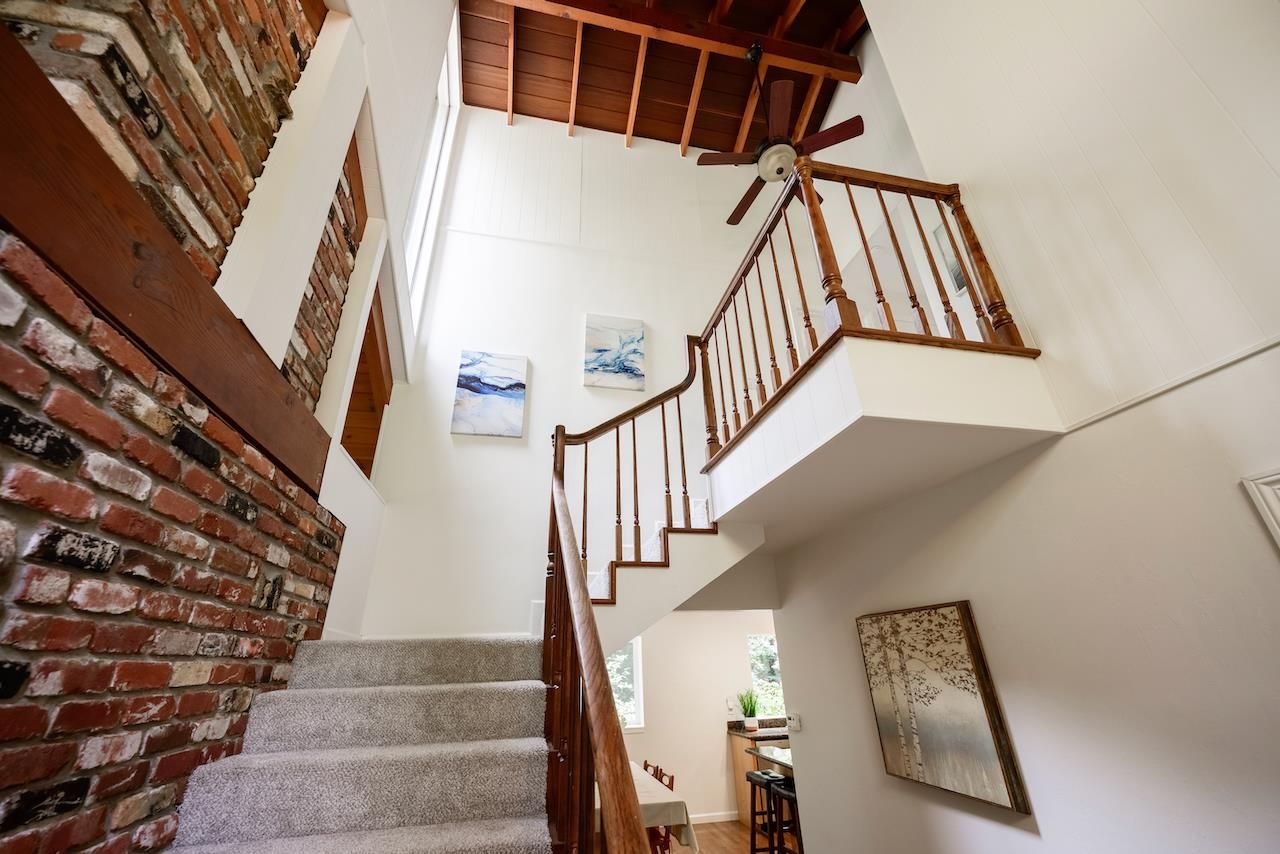 Interior, Wooden Beams