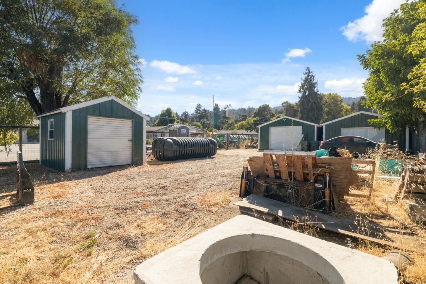 Backyard, Detached Garage, Exterior