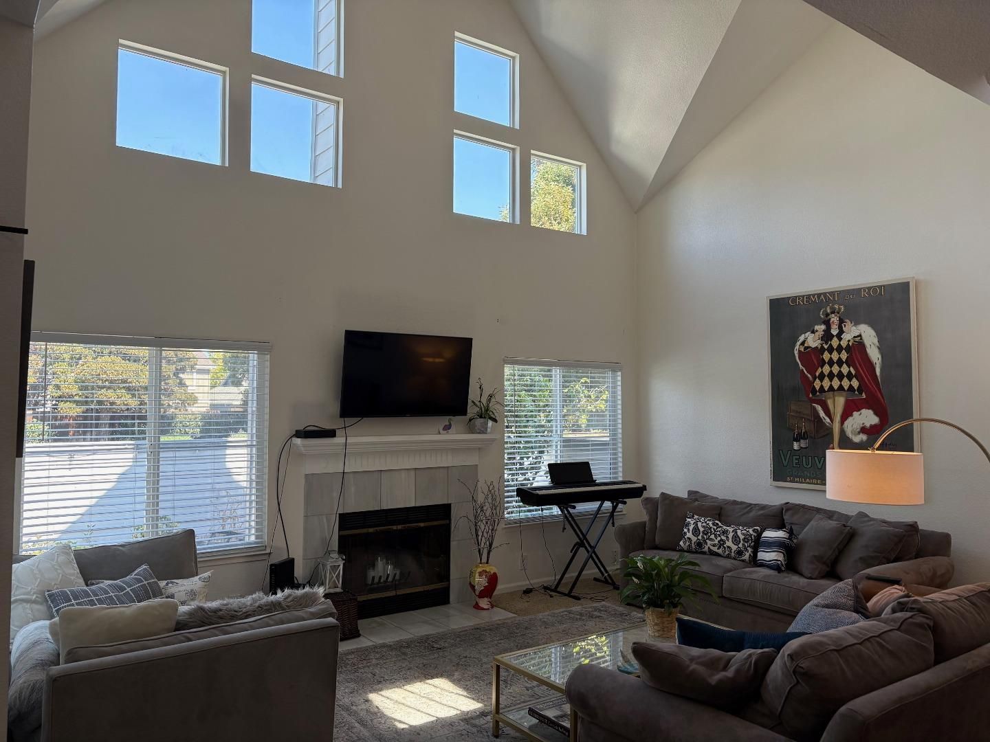 Fireplace, Interior, Living room