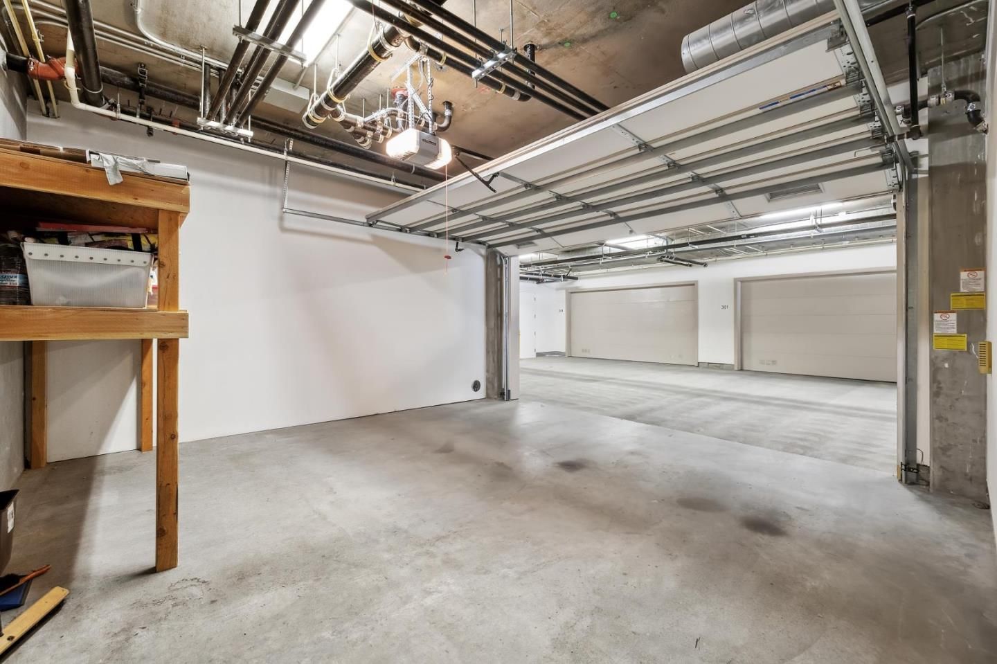 Garage, Interior