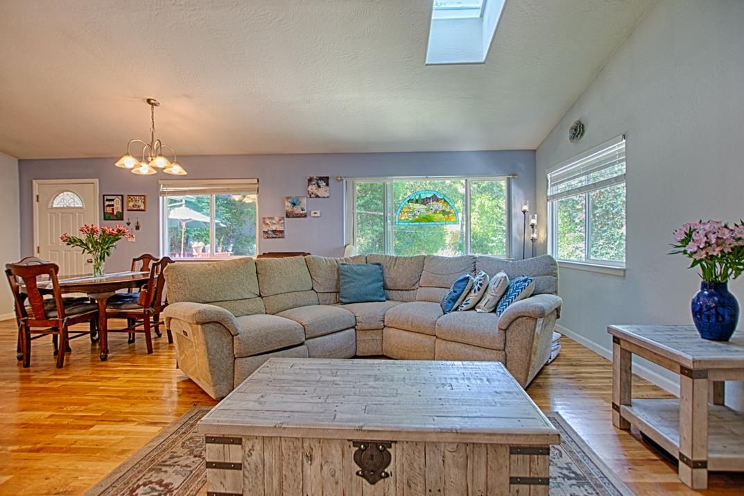 Dining room, Interior, Living room, Pendant Lights, Wood Texture Flooring