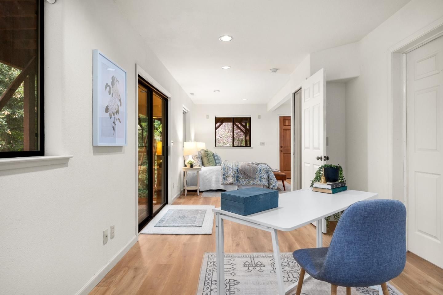 Home Office, Interior, Recessed Lighting, Wood Texture Flooring